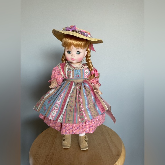 Madame Alexander McGuffey Ana doll - Picture 1 of 9